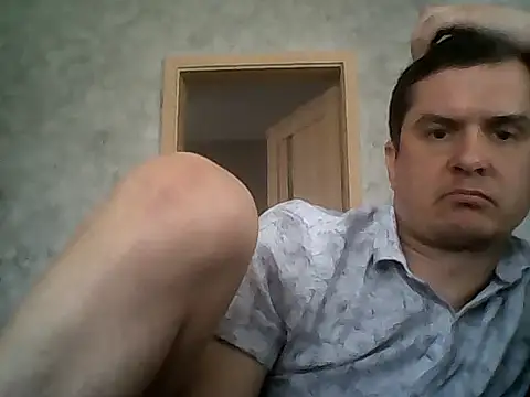 Snapshot of nezinau34 chatting on March 21, 7:31 am nezinau34 online show from March 21, 7:31 am