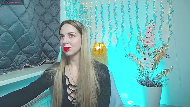 Alexandracandy online show from April 5, 12:45 pm