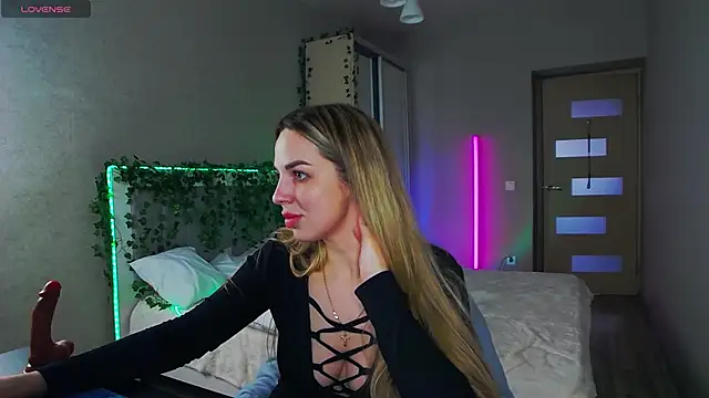 Alexandracandy online show from April 28, 12:53 pm
