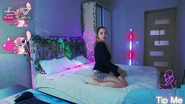 Alexandracandy online show from April 30, 2:57 pm