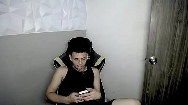 Mathias twinkk online show from April 15, 4:29 am