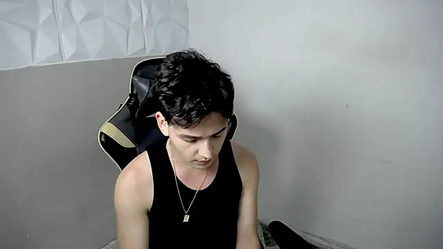 Mathias twinkk online show from May 28, 5:48 am