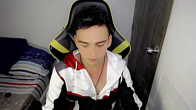 Mathias twinkk online show from March 17, 8:56 pm