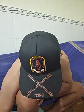 fuckboy656565 online show from April 8, 2:18 pm