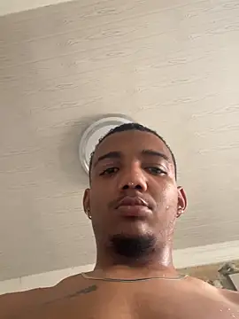 brownhammer03 online show from March 18, 11:46 am