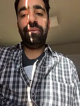 Snapshot of Can-14 chatting on March 23, 2:17 pm Can-14 online show from March 23, 2:17 pm