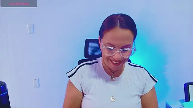 dalia milf co online show from April 7, 6:54 pm