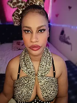 Snapshot of KAYLA_48_ chatting on June 25, 8:03 pm KAYLA 48 online show from June 25, 8:03 pm