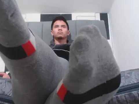 adonis latin 19 online show from April 29, 3:32 am