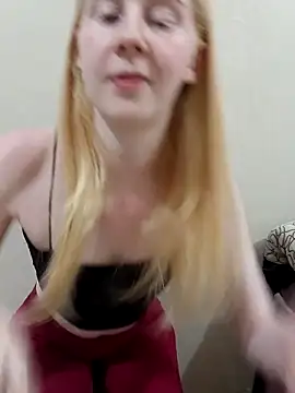 ninaxbabyy online show from March 18, 12:25 am