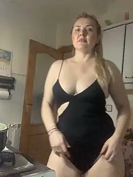 Maria3879 online show from March 31, 2:08 pm