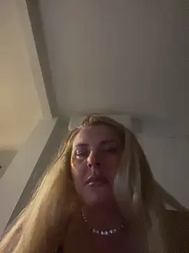 Maria3879 online show from March 20, 1:39 am