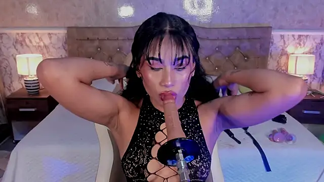 Horny Brunette  online show from March 20, 4:02 am