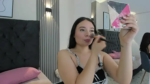 Lizeth Vega online show from April 11, 9:18 pm