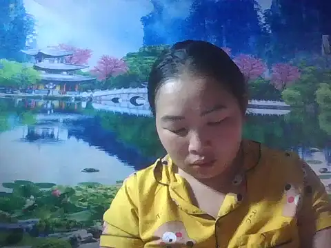 Huemy098 online show from April 10, 5:47 am