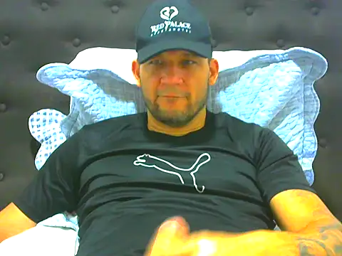 Snapshot of altenori chatting on June 11, 3:25 am altenori online show from June 11, 3:25 am