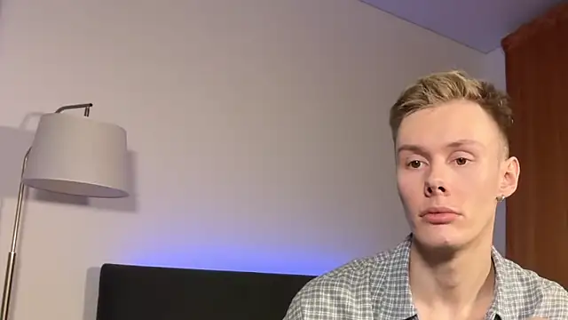 Matt1Riley online show from March 24, 7:25 pm