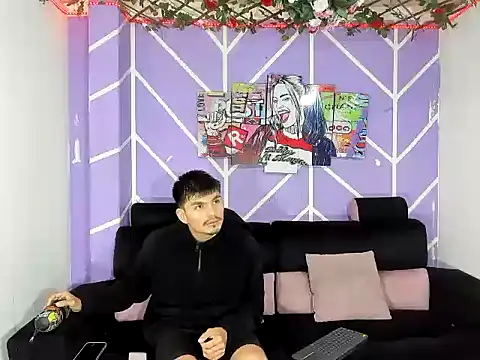 Nahomi hot 77 online show from May 14, 12:13 pm