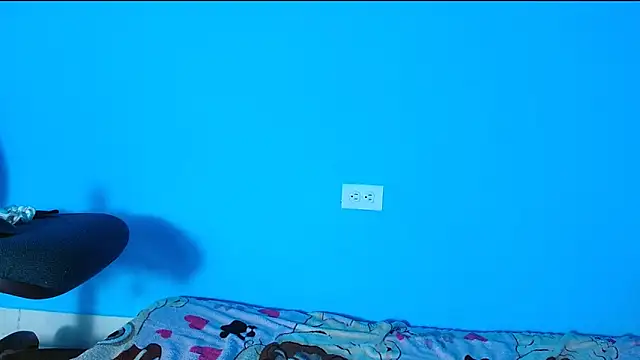 Snapshot of ambar69noir chatting on May 21, 11:46 pm ambar69noir online show from May 21, 11:46 pm