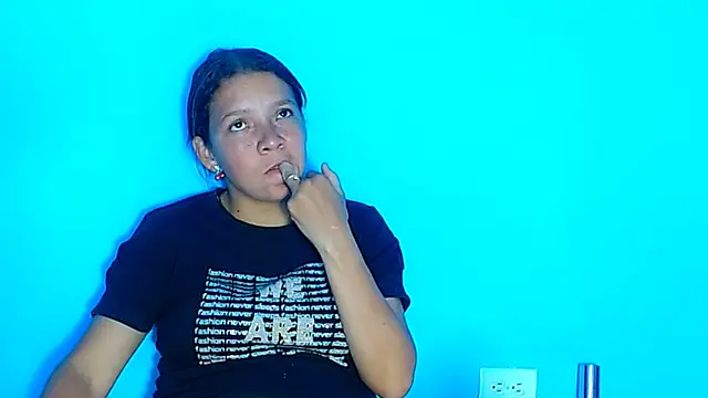 ambar69noir online show from June 25, 1:14 am