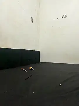 morenaamisteriosa online show from March 31, 10:45 pm