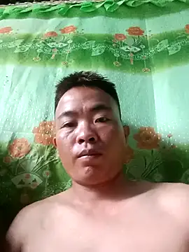 boy-pho- online show from April 15, 12:16 am