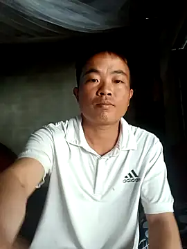boy-pho- online show from March 31, 3:19 am