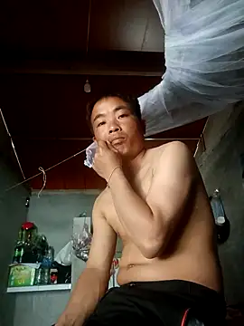 boy-pho- online show from April 6, 4:19 am