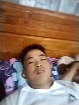 boy-pho- online show from March 18, 11:48 pm