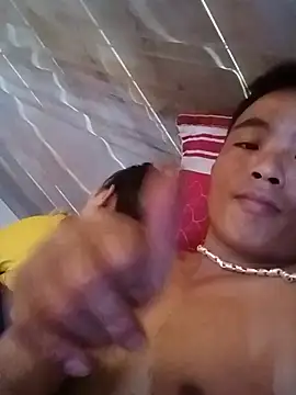 boy-pho- online show from June 14, 6:47 am