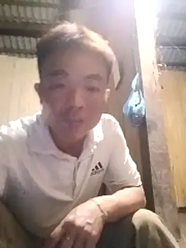 boy-pho- online show from March 30, 2:18 pm