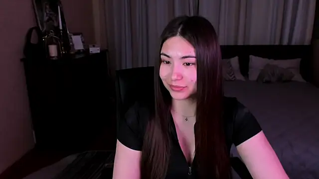 IceIcebabe  online show from May 11, 1:07 am
