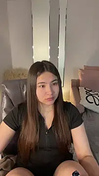 IceIcebabe  online show from March 21, 1:07 am