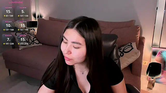 IceIcebabe  online show from April 6, 1:01 am