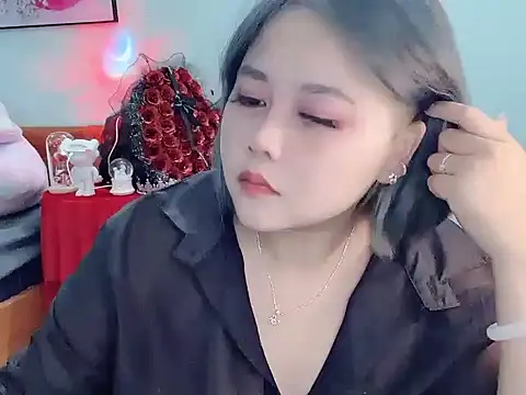 Nhanlu009 online show from May 6, 11:25 am