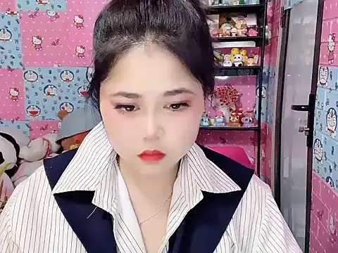 Snapshot of Nhanlu009 chatting on August 4, 1:04 pm Nhanlu009 online show from August 4, 1:04 pm