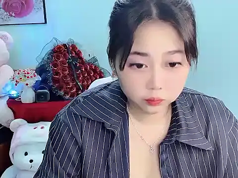 Nhanlu009 online show from April 12, 3:26 pm