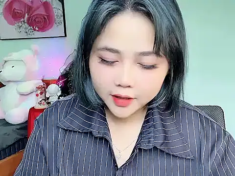 Nhanlu009 online show from May 5, 12:02 am