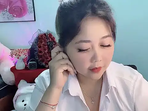 Nhanlu009 online show from April 5, 9:54 pm