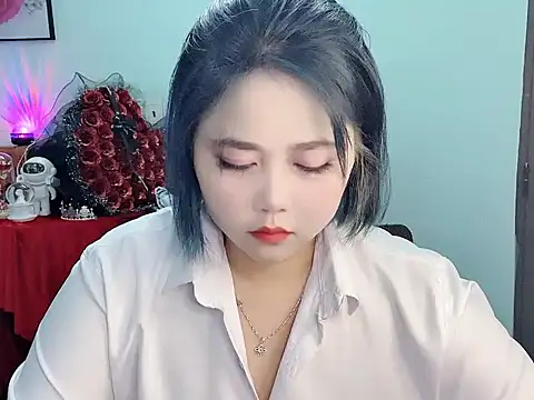 Nhanlu009 online show from May 1, 10:31 am
