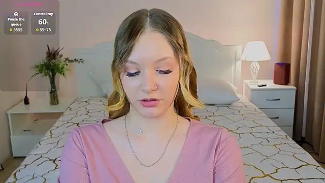 StaceyyJones online show from May 3, 10:09 am