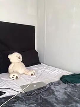 queenpalky online show from March 19, 1:44 pm