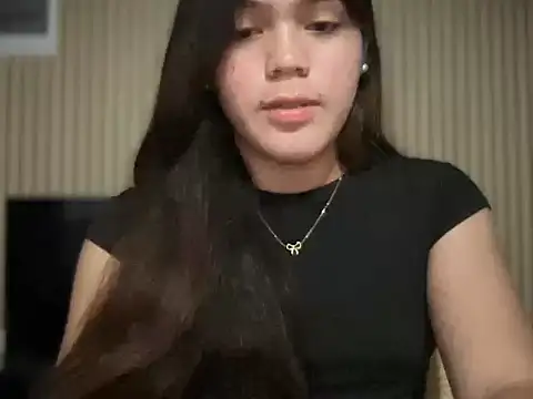 tastelikesugar19 online show from April 5, 6:36 pm