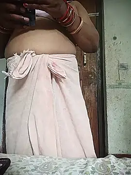 hottsexyy online show from July 23, 6:22 am