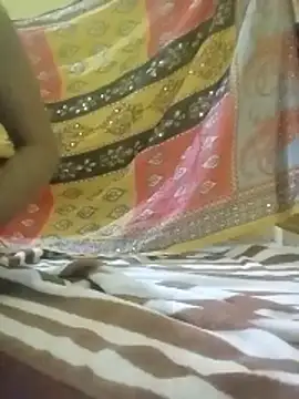 hottsexyy online show from June 14, 11:06 pm