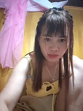 Snapshot of Reeoo-93 chatting on June 18, 9:53 pm Reeoo-93 online show from June 18, 9:53 pm