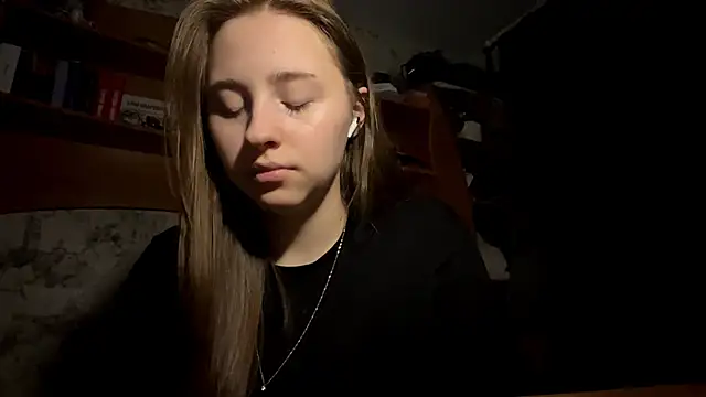 Vickyfaith online show from March 29, 8:43 pm