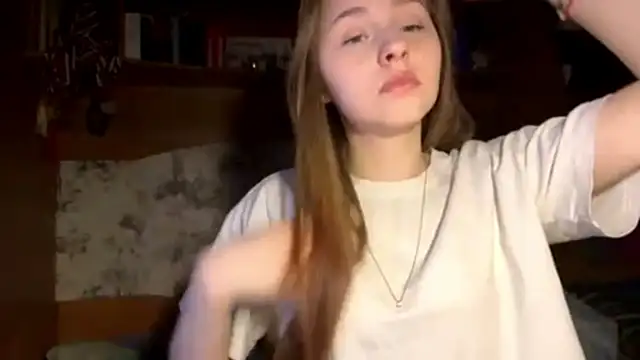 Vickyfaith online show from April 5, 8:37 pm