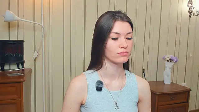 JulissaLipoma online show from March 27, 7:39 am