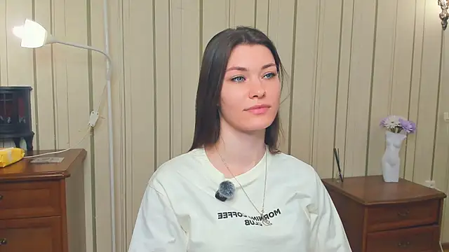 JulissaLipoma online show from March 26, 7:17 am